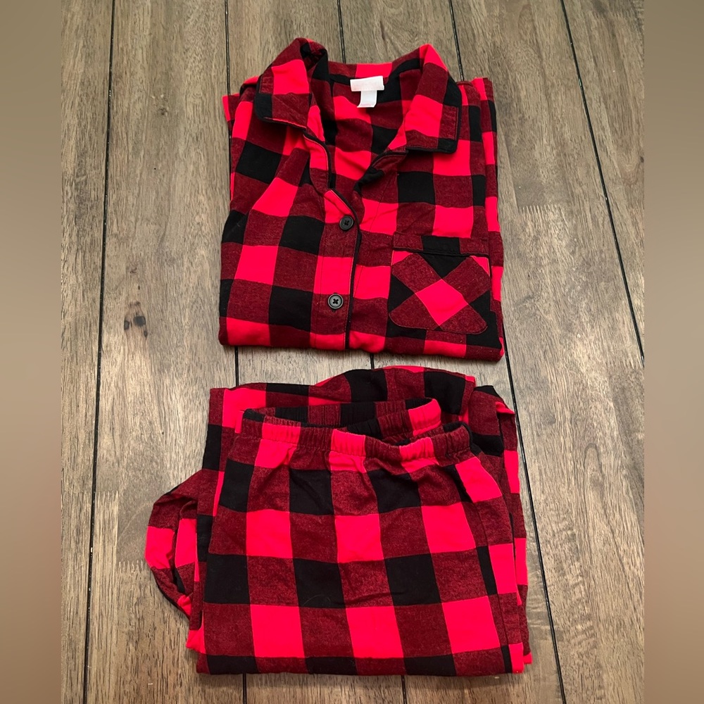 Buffalo plaid flannel womens  pajama set size M